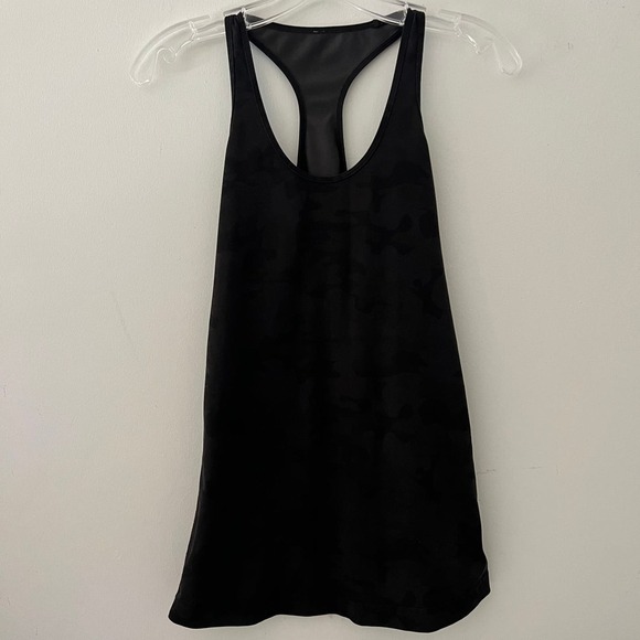 Lululemon Soft Racerback Tank Black Camo 6 NWOT - Picture 2 of 5